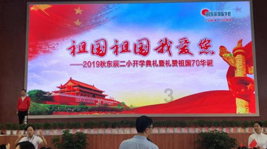有哪些适合男学生的性价比背包推荐，最好百搭又有时尚感？游戏画面